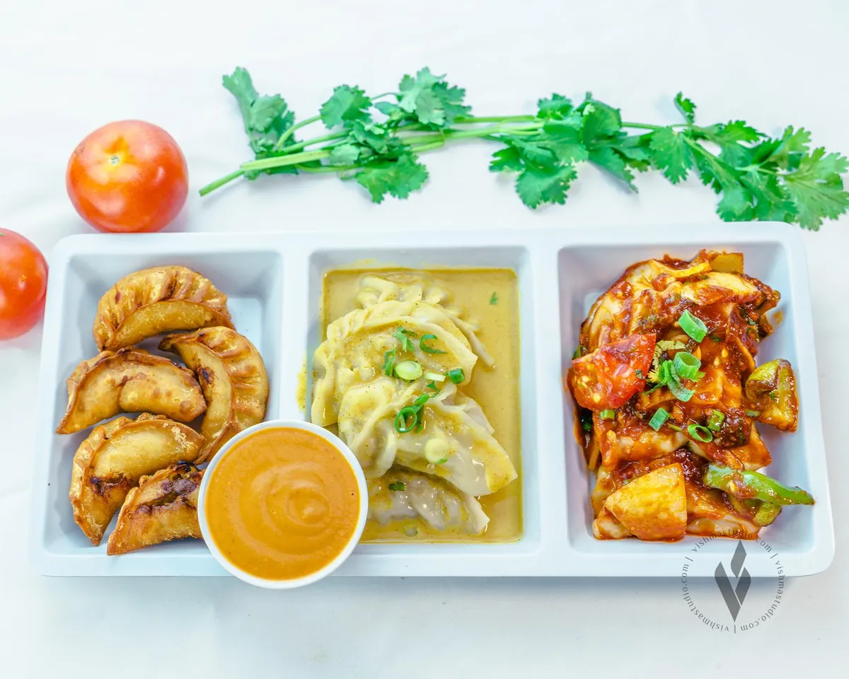 Chicken Momo Plater
